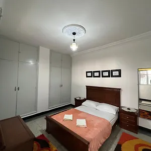 bh-house.essaouirahotels.net/